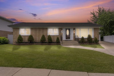 /international/us/8213-w-lyons-street-niles-il-110101476293/?lang=zh-tw