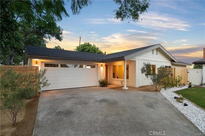 /international/us/2101-n-hathaway-santa-ana-ca-110110295035/