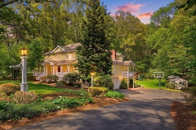 /international/us/94-college-road-concord-ma-110108169338/