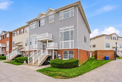 /international/us/163-surf-drive-bronx-ny-110120528262/