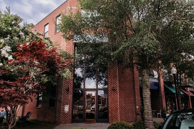 /international/us/300-3b-mason-ave-cape-charles-va-110108200633/