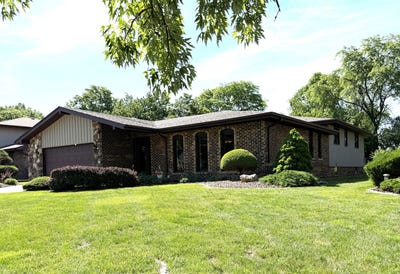 /international/us/8733-golfview-drive-orland-park-il-110108436944/