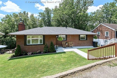 /international/us/106-sheridan-circle-charleston-wv-110108541065/