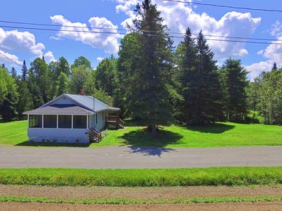 /international/us/23-cottage-siding-road-saint-francis-me-110100744021/?lang=en