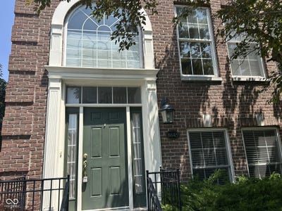 /international/us/8645-meridian-square-drive-indianapolis-in-110108817589/