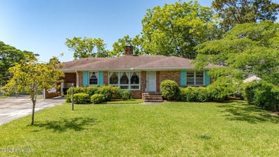 /international/us/814-s-yaupon-terrace-morehead-city-nc-110108173032/