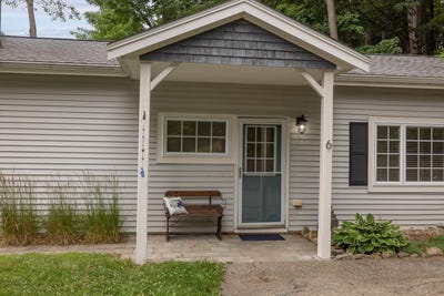 /international/us/34-floral-avenue-dover-nh-110100926237/