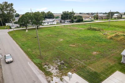 /international/us/117-larson-avenue-story-city-ia-110120532890/