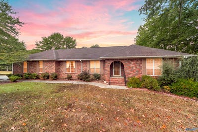 /international/us/3450-williams-street-gadsden-al-110120459112/