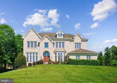 /international/us/11040-heathland-drive-oakton-va-110107872185/