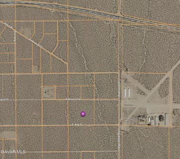 /international/us/205th-e-on-ave-v-llano-ca-110105214497/