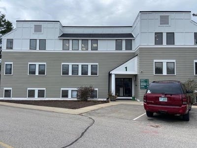 /international/us/1-greenleaf-woods-drive-portsmouth-nh-110107383687/
