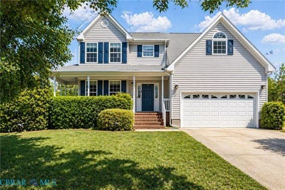 /international/us/8159-beckwith-drive-hayes-va-110107938293/