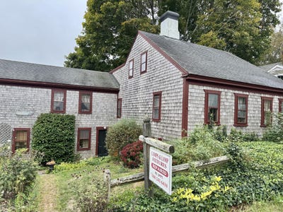 /international/us/1580-main-street-brewster-ma-110102400942/