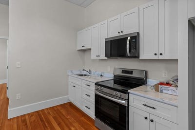 /international/us/75-county-street-seekonk-ma-110100930196/?lang=zh-tw
