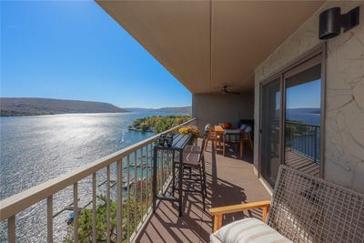 /international/us/115-cliffside-drive-canandaigua-ny-110102858253/
