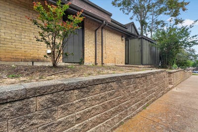 /international/us/4641-country-creek-drive-dallas-tx-110107822538/