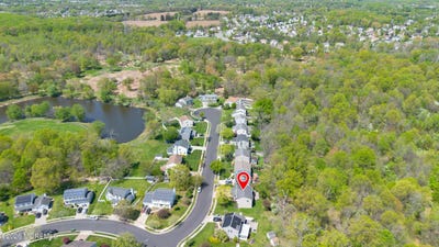 /international/us/15-cardinal-court-marlton-nj-110107511528/