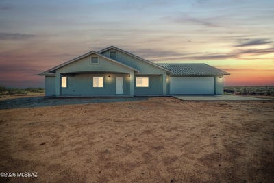 /international/us/1550-s-canyon-overlook-trail-benson-az-110105077559/