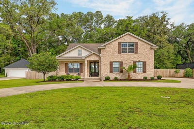 /international/us/400-belmont-circle-brunswick-ga-110108542808/