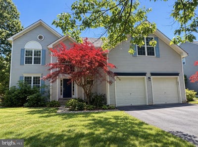 /international/us/1-durham-way-east-windsor-nj-110110298478/
