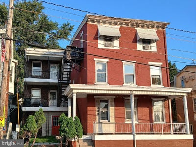 /international/us/200-e-main-street-schuylkill-haven-pa-110094458882/