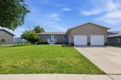 /international/us/1006-ne-28th-avenue-aberdeen-sd-110108691130/