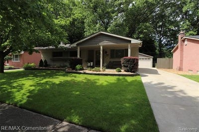 /international/us/35810-florane-street-westland-mi-110108580580/