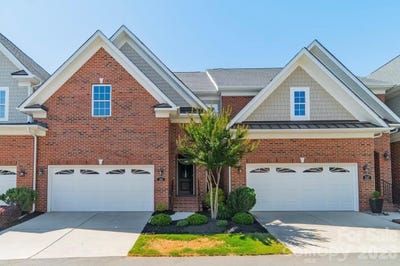 /international/us/205-pine-needles-lane-fort-mill-sc-110108166039/
