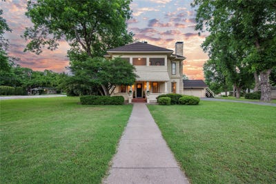 /international/us/415-n-avenue-i-clifton-tx-110119542149/