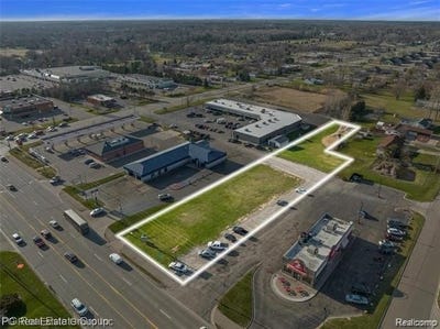 /international/us/4474-corunna-road-flint-twp-mi-110080731142/