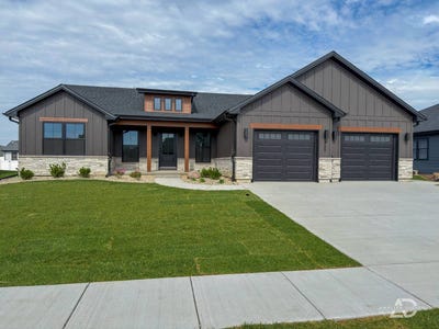 /international/us/455-edgebrook-dr-bourbonnais-il-110109187701/