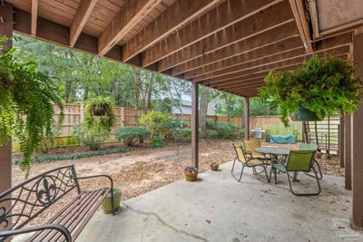 /international/us/4831-e-olive-rd-pensacola-fl-110105236807/