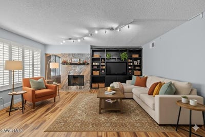 /international/us/42805-15th-w-street-lancaster-ca-110103264310/