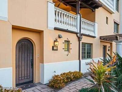 /international/us/5109-w-wooley-road-oxnard-ca-110103120096/