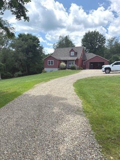 /international/us/9291-smith-road-meadville-pa-110100688369/