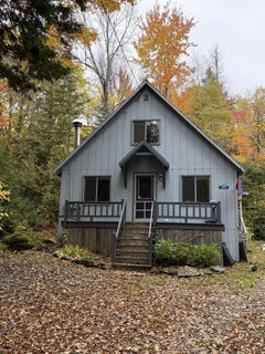 /international/us/1019-johnson-circle-carrabassett-valley-me-110120464809/