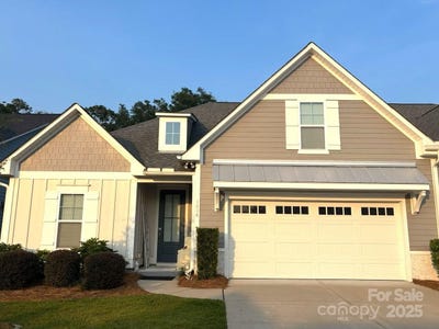 /international/us/1636-sand-harbor-circle-ocean-isle-beach-nc-110100069756/