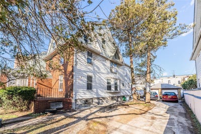 /international/us/85-61-79th-street-woodhaven-ny-110098126277/?lang=zh-tw