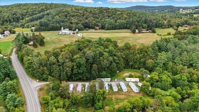 /international/us/cowdrey-drive-randolph-vt-110102430290/