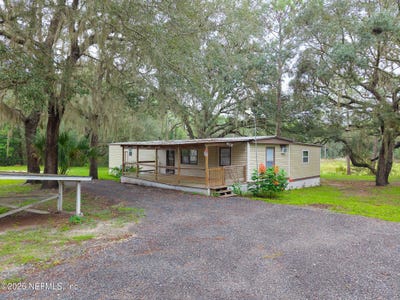 /international/us/203-pond-circle-interlachen-fl-110120512914/
