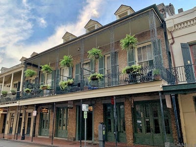 /international/us/515-st-louis-st-new-orleans-la-110103398269/