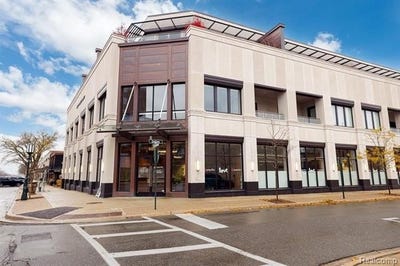 /international/us/400-s-old-woodward-avenue-birmingham-mi-110100682538/