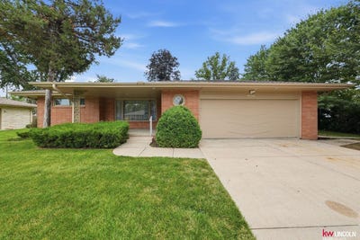 /international/us/14611-oak-lane-waverly-ne-110109062807/