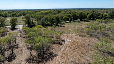 /international/us/4005-old-colony-line-rd-dale-tx-110107804350/