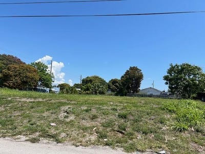 /international/us/172-w-16th-street-riviera-beach-fl-110099728473/?lang=fr