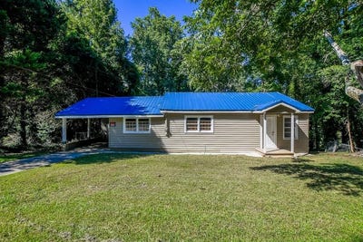 /international/us/157-grizzle-street-royston-ga-110101217164/
