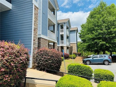 /international/us/3412-town-creek-circle-greensboro-ga-110107266087/