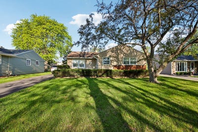 /international/us/3107-falcon-court-rolling-meadows-il-110108024598/