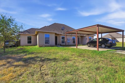 /international/us/124-collett-court-weatherford-tx-110120496402/